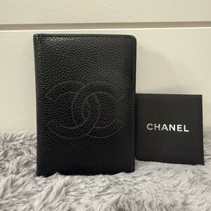 CHANEL Caviar Leather Card Wallet
